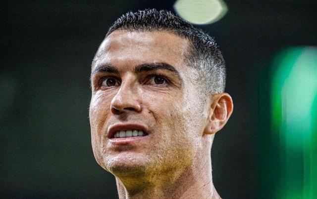 PG电子官方入口-罗马诺：C罗携家人离开沙特是假消息，他在胜利的训练基地疗伤